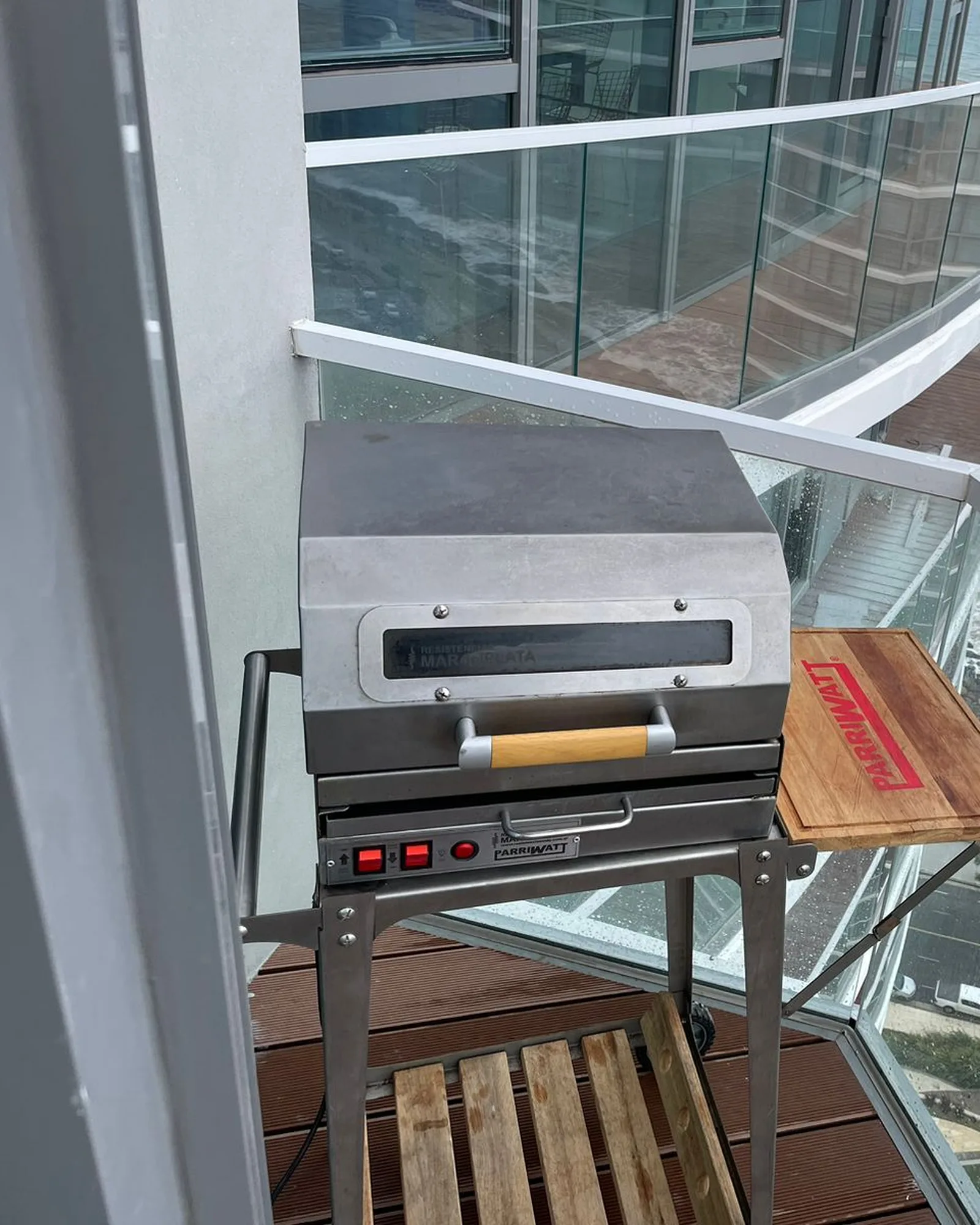 Combo Parriwatt 400 INOX + Mesa Soporte (50% OFF en la mesa) - Imagen 4